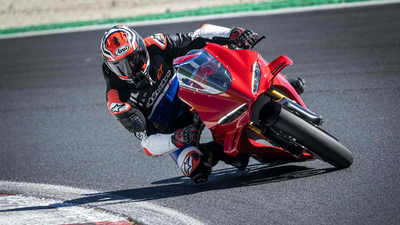 9.Ducati Panigale V4 S – High-performance superbike entry