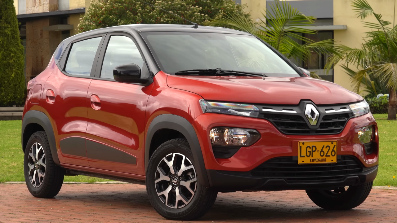 2. Renault Kwid — When You Want to Look Cool on a Budget